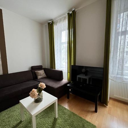 Cozy 2-Room Apartment ウィーン エクステリア 写真